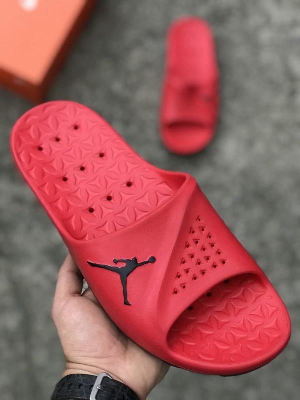 Шлёпанцы Jordan