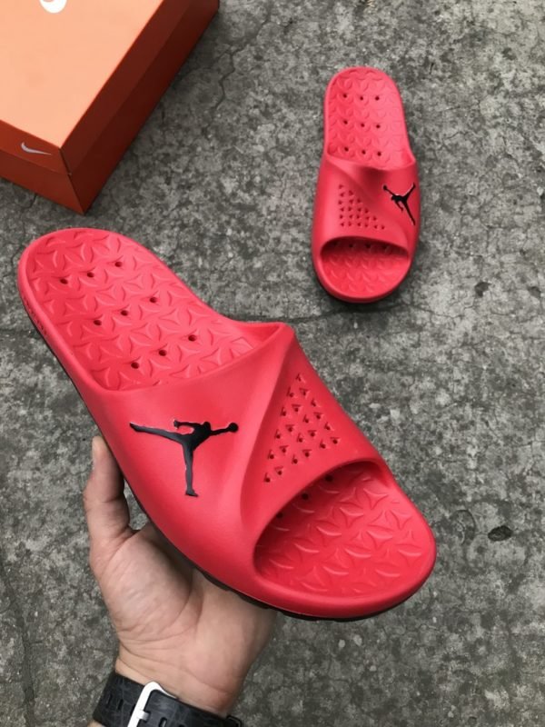 Шлёпанцы Jordan