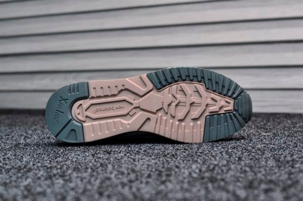 Женские кроссовки 83908390 PrevNext New Balance 530 Pink and Navy Highlight