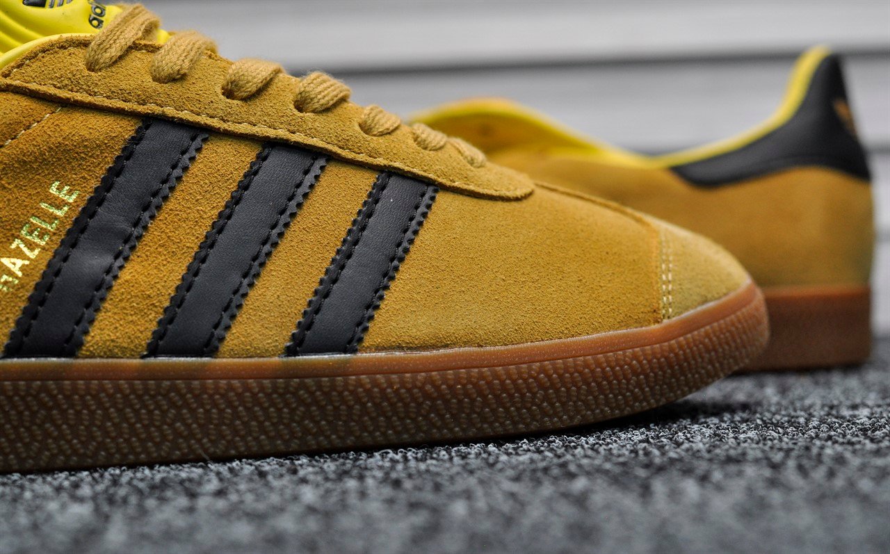 Gazelle 2 Brown Yellow. Адидас газели желтые. Adidas Jamaica зеленые. Gazelle Black Brown Yellow.