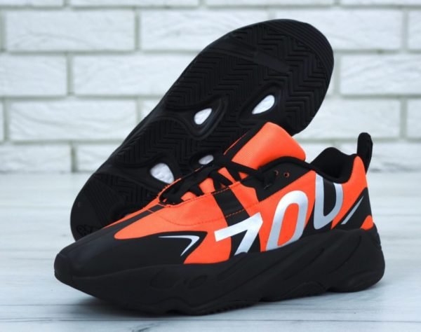 Кроссовки мужские Adidas Yeezy Boost 700 Black Orange