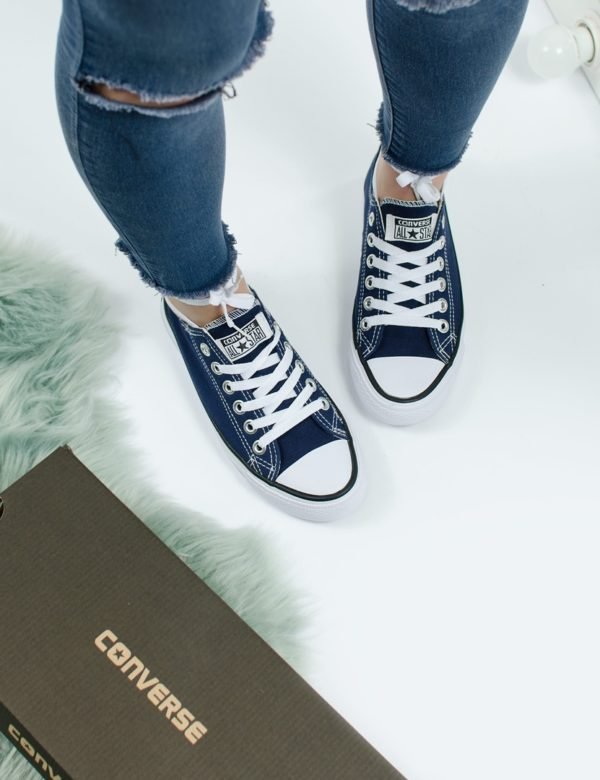 Converse Blue