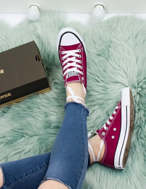 Converse Maroon