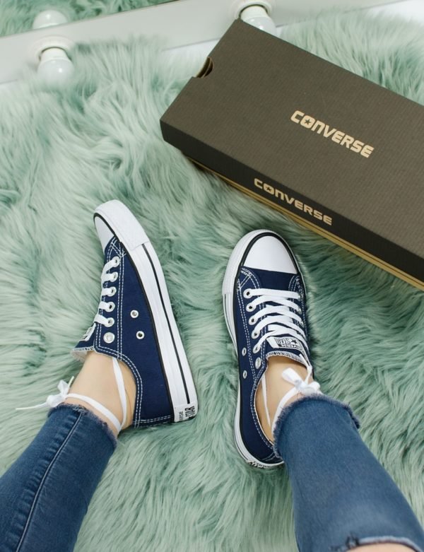 Converse Blue