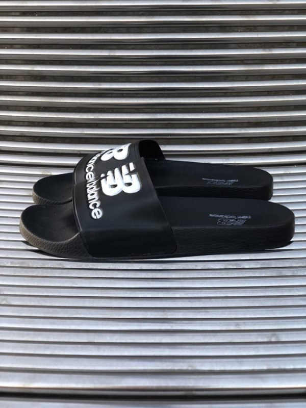 Тапочки мужские New Balance