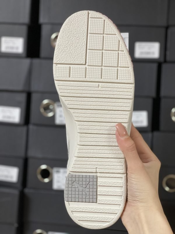 Кроссовки женские Puma Cali