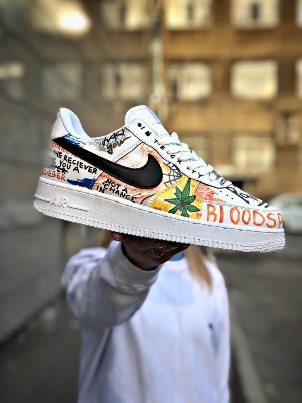 Кроссовки мужские Pauly Vlone x Nike Air Force 1 Low Custom Graffiti White For