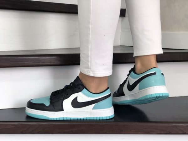 Кроссовки женские Nike Air Jordan 1 Low Emerald Toe Rise Black