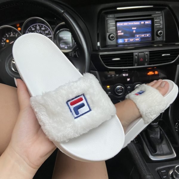 Тапки женские Fila Faux Fur Pool Slide Sandals White