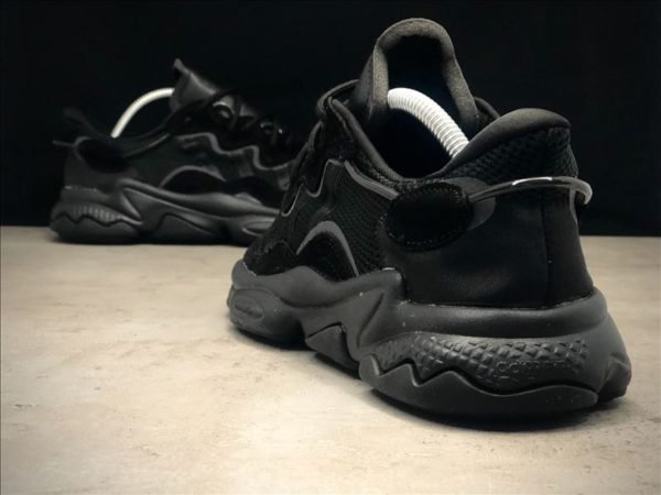 Кроссовки мужские Adidas Ozweego Triple Black