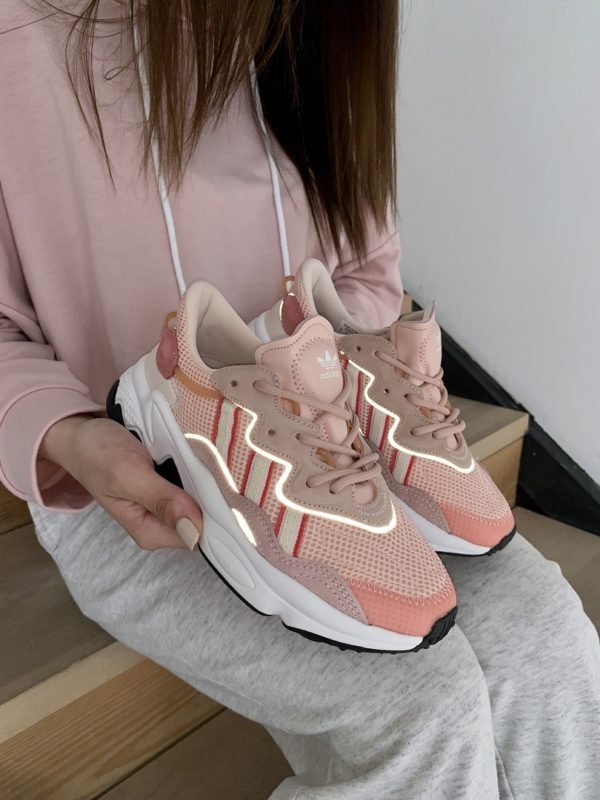 Кроссовки женские Adidas Ozweego Pink White