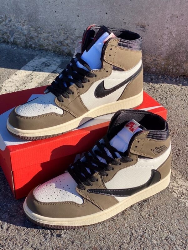 Кроссовки мужские Nike Air Jordan 1 Retro High x Travis Scott