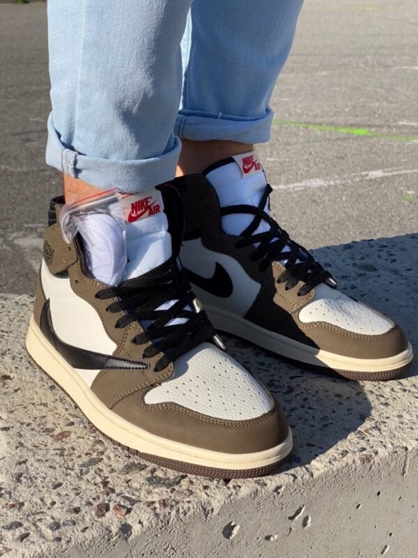 Кроссовки мужские Nike Air Jordan 1 Retro High x Travis Scott