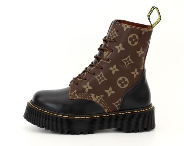 Ботинки женские Dr. Martens & LV