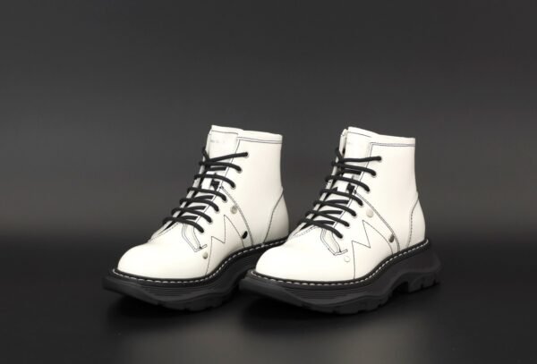 Кроссовки женские Alexander McQueen Boots White