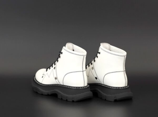 Кроссовки женские Alexander McQueen Boots White