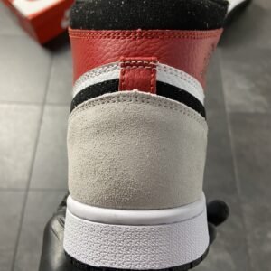 Кроссовки мужские Nike Air Jordan 1 Grey White