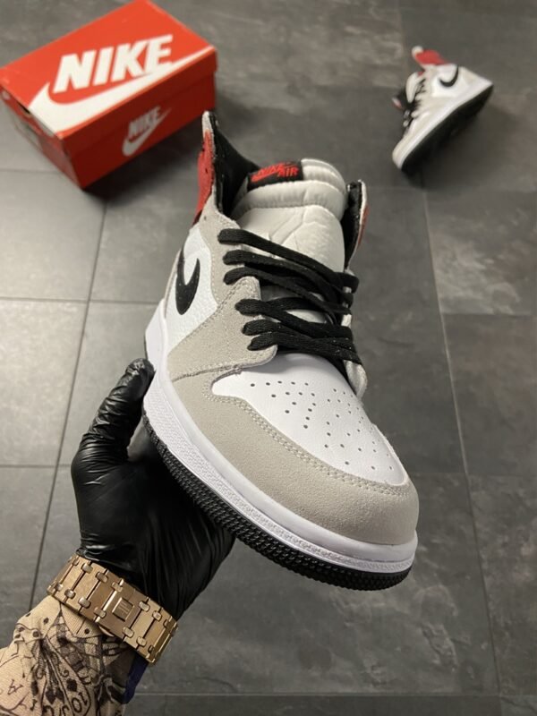 Кроссовки мужские Nike Air Jordan 1 Grey White