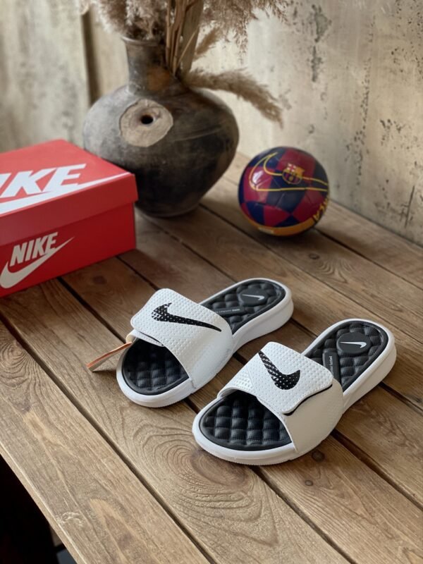 Тапки Nike White Black