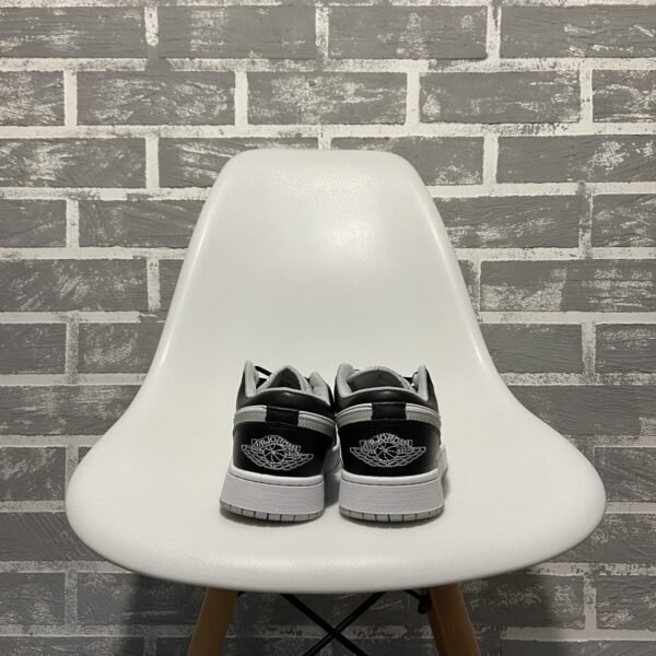 Кроссовки мужские Nike Air Jordan 1 Low Grey White Black