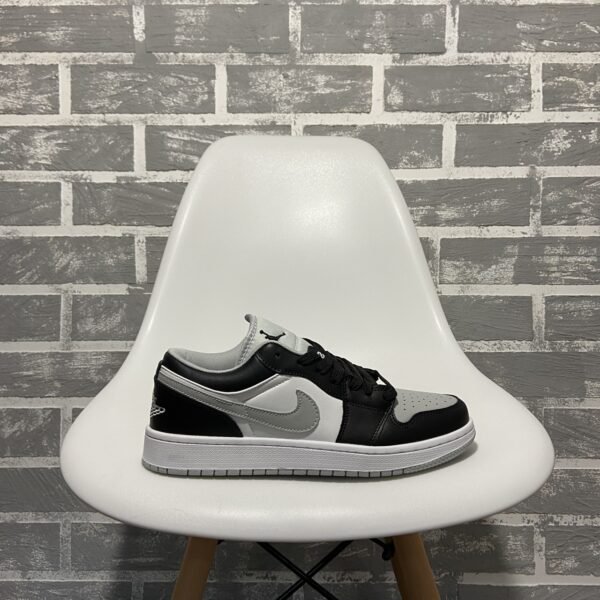Кроссовки мужские Nike Air Jordan 1 Low Grey White Black