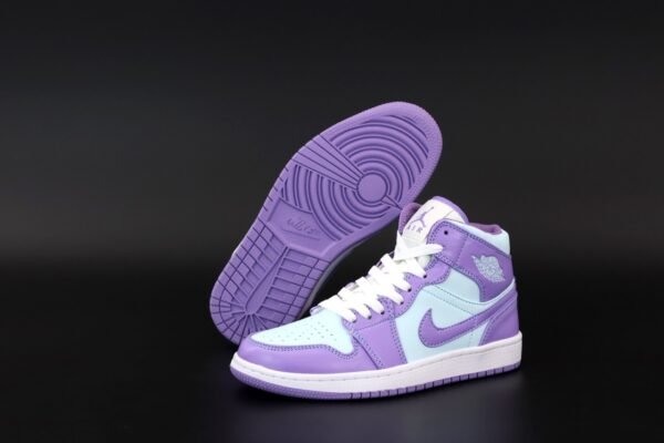 Кроссовки женские Nike Jordan 1 Retro lilac