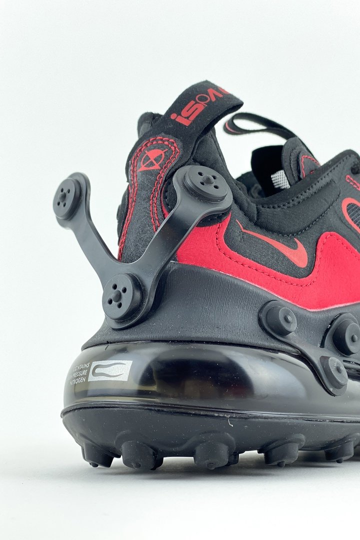 Nike air 720 black and red hotsell