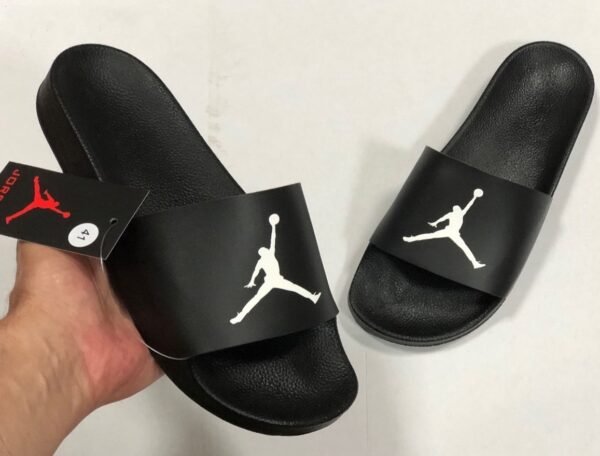 Тапки Nike Jordan Black