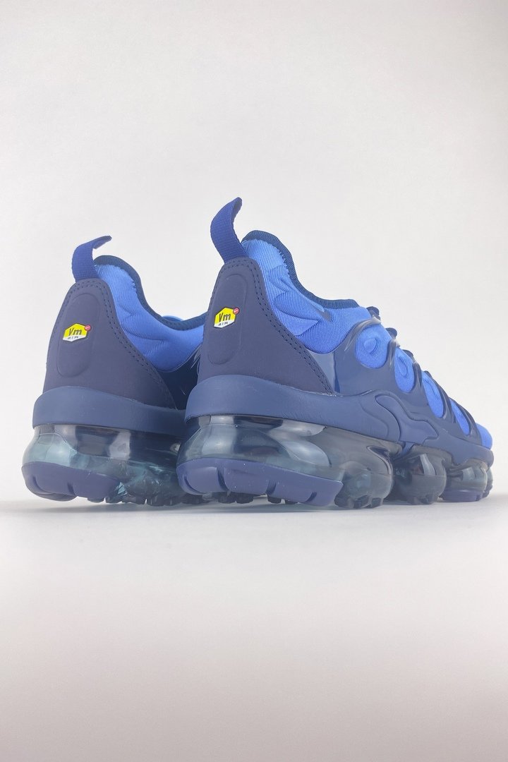 Blue deals vapormax tn