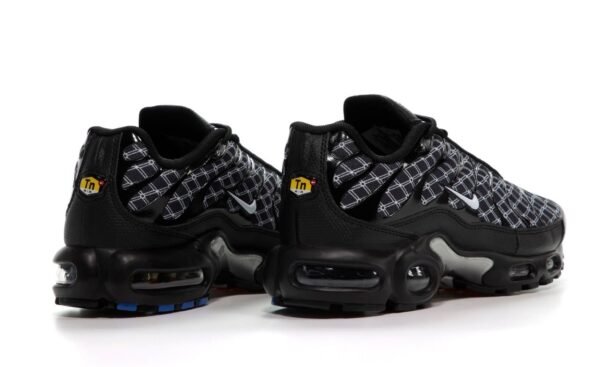 Кроссовки мужские Nike Air Max Plus TN Black White