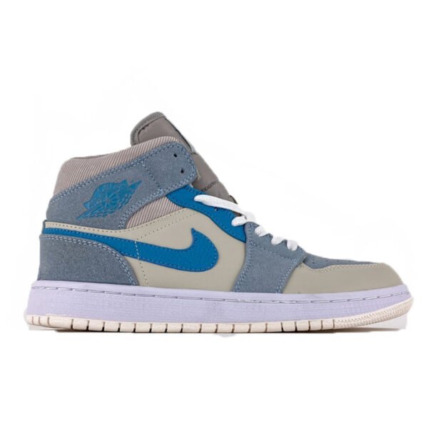 Кроссовки женские Nike Air Jordan 1 Retro Light Blue