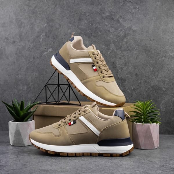 Кроссовки мужские beige