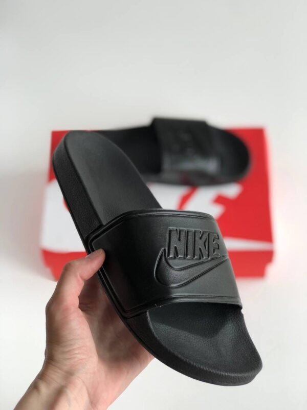 Тапки Nike Black