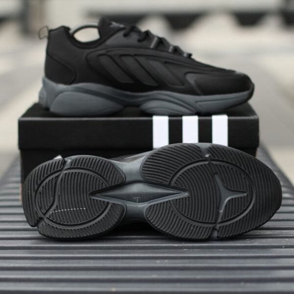 Кроссовки мужские Adidas Ozelia Black