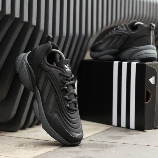 Кроссовки мужские Adidas Ozelia Black