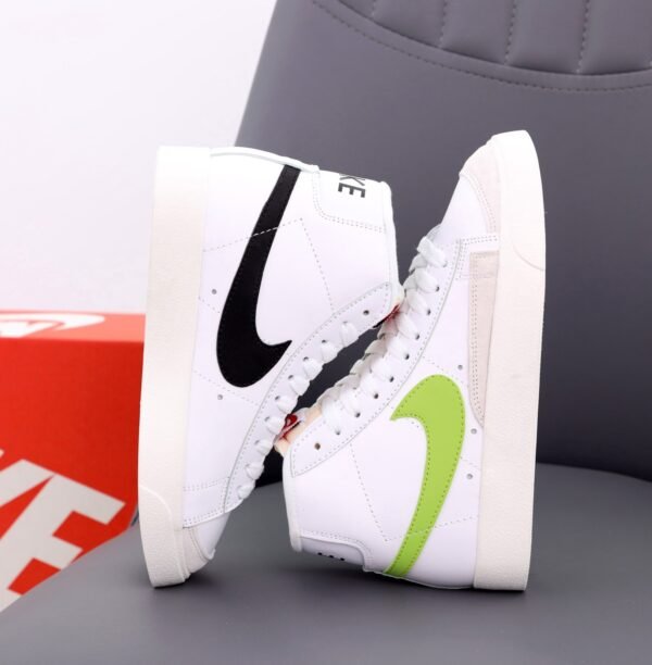 Кроссовки женские Nike Blazer Mid 77 White