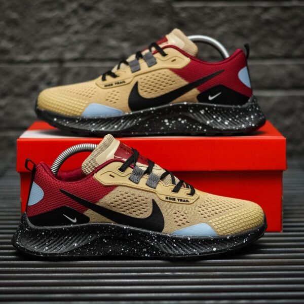 Кроссовки мужские Nike Pegasus Trail 3 beige red