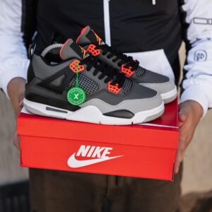 Кроссовки Мужские Nike Air Jordan 4 Retro Grey