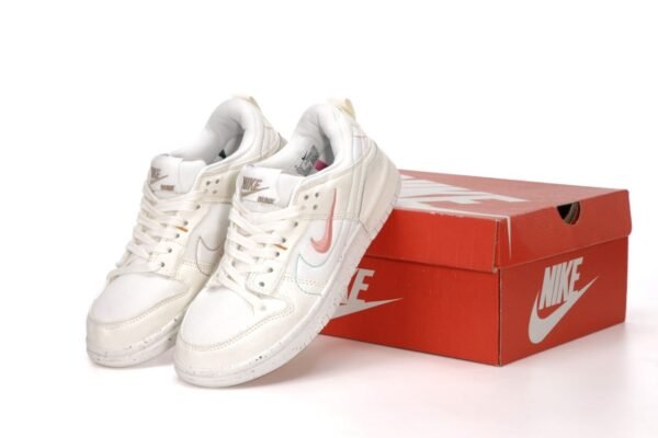 Кроссовки женские Nike SB Dunk Disrupt 2 White