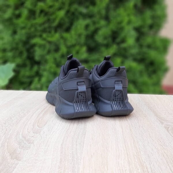 Кроссовки мужские Reebok zig kinetica never say Black