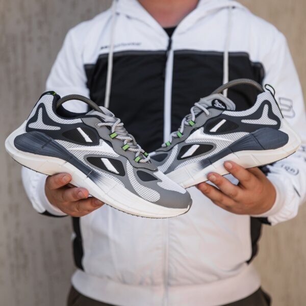 Кроссовки мужские Reebok Zig Kinetica White Grey
