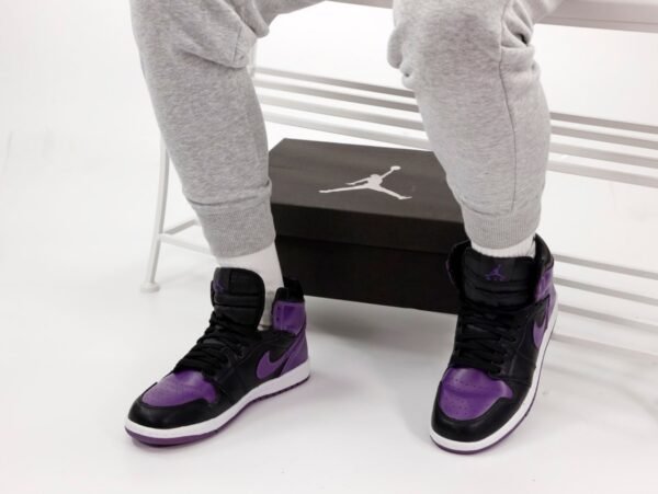 Кроссовки мужские Nike Jordan 1 Retro Black Violet