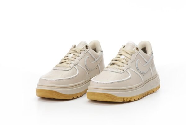 Кроссовки Женские Nike Air Force 1 Luxe GORE-TEX