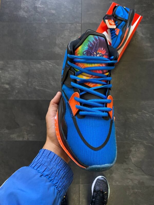 Кроссовки мужские Nike Kyrie Infinity Gets Groovy With Tie-Dye