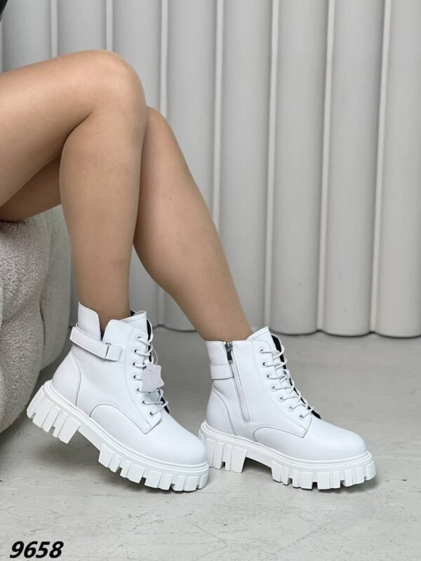 Ботинки женские White Зимние