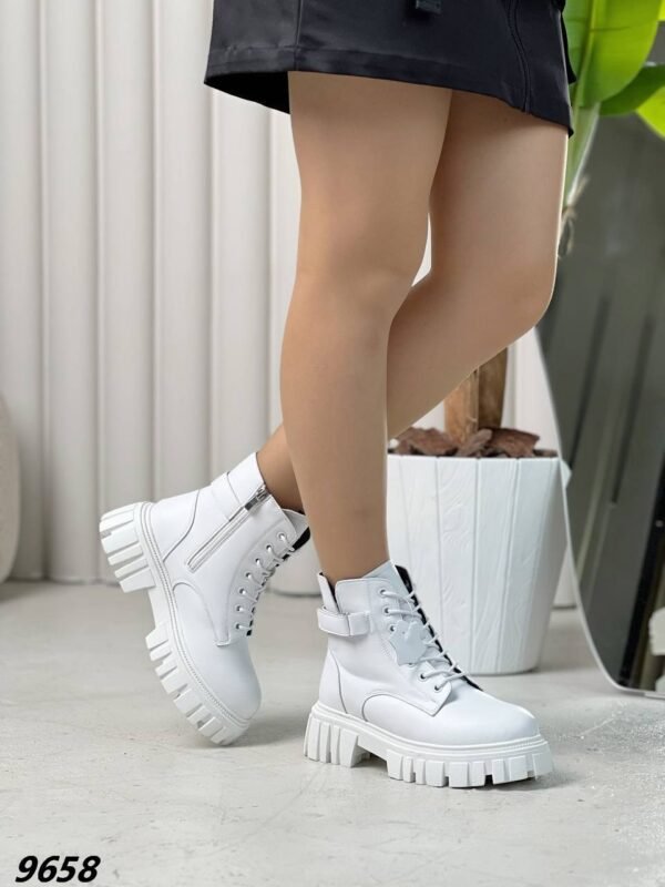 Ботинки женские White Зимние