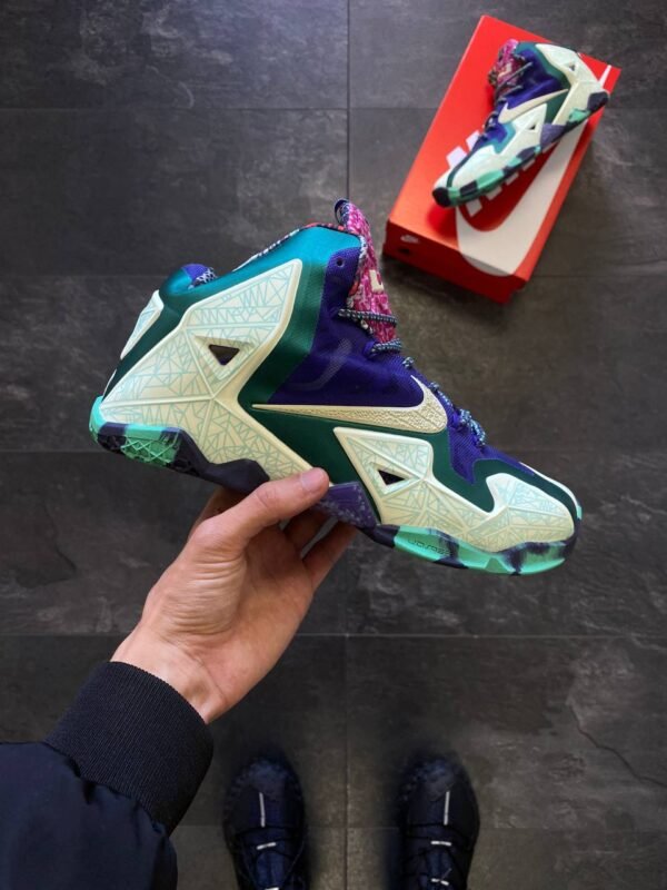 Кроссовки Мужские Nike LEBRON XI GUMBO