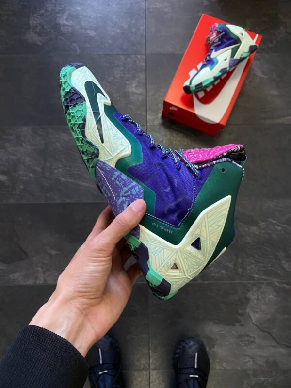 Кроссовки Мужские Nike LEBRON XI GUMBO