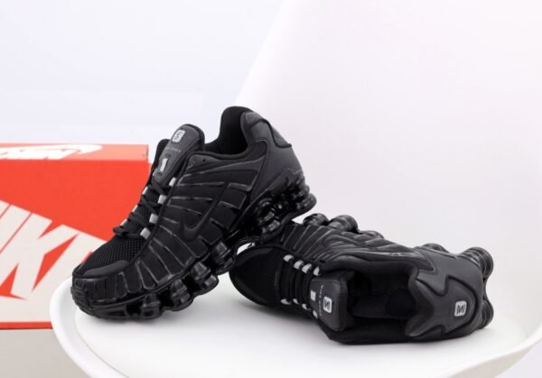 Кроссовки мжские Nike Shox Black