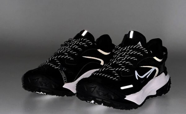 Кроссовки мужские Nike ACG Mountain 2 Fly White Black